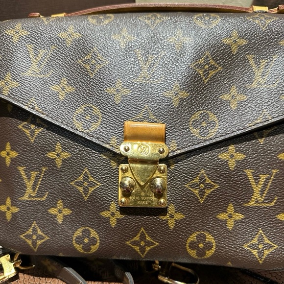Louis Vuitton Brown Monogram pochette metis - Picture 1 of 8